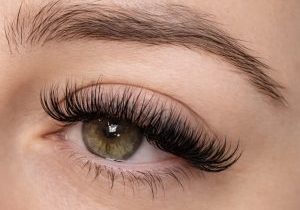 lash_closeup_under_1mb